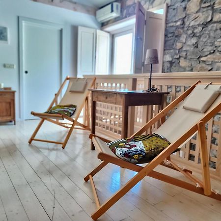 Small House In Vipava Valley Экстерьер фото